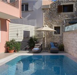 7 bedroom seaside villa with pool, Kassiopi, sleeps 13